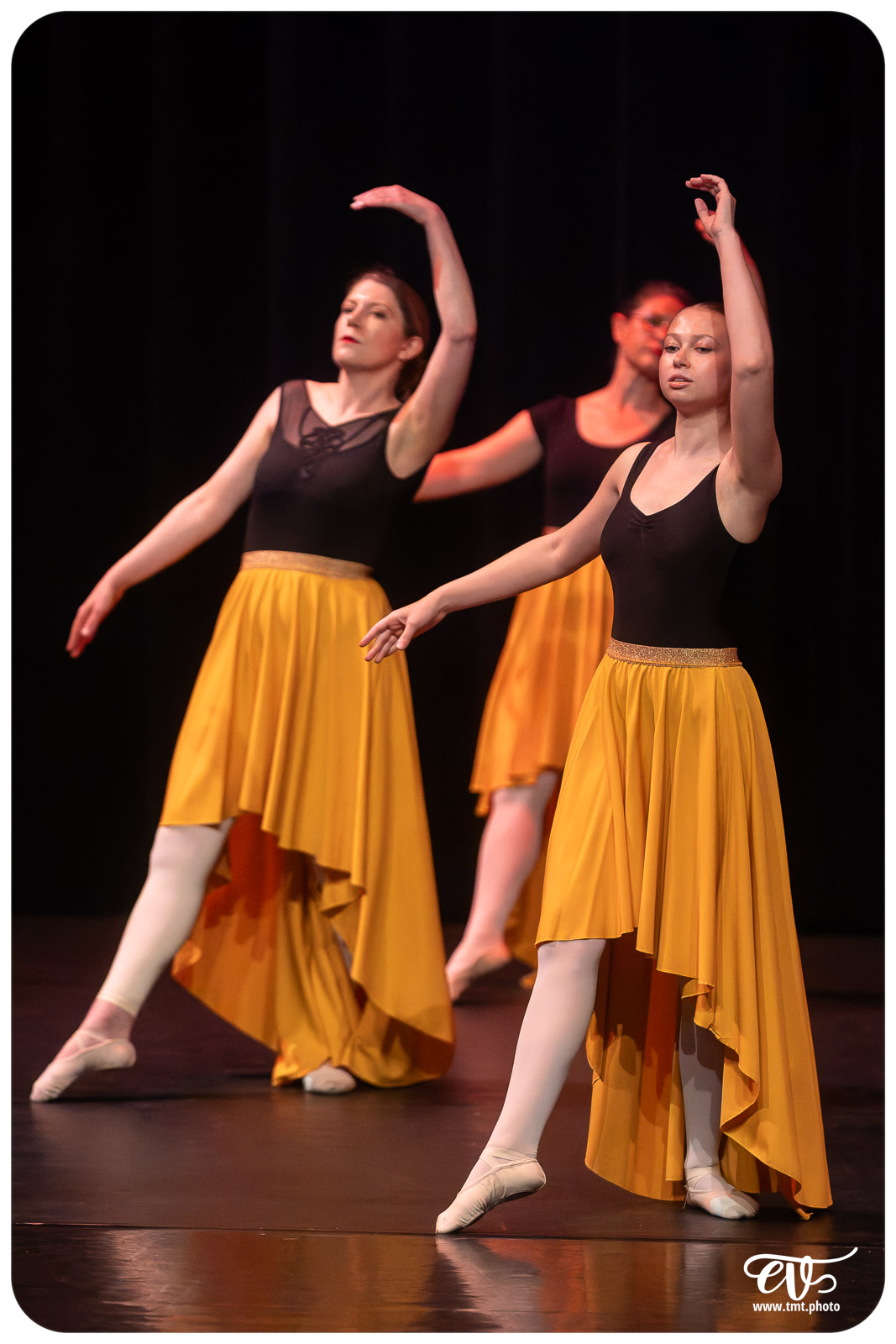 ECOLE DE DANSE CÉCILE ADAMOW